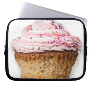 Capa Para Notebook O bolo cor-de-rosa do copo, no fundo branco,