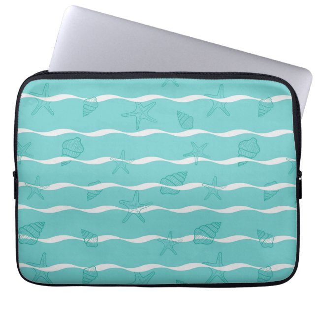 Capa Para Notebook Ondas de Oceano Azul Turquesa Claro e Conchas de M (Frente)