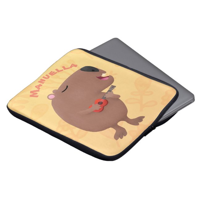 Capa Para Notebook Óptica desenho animado de capybara ukulele (Frente Topo)
