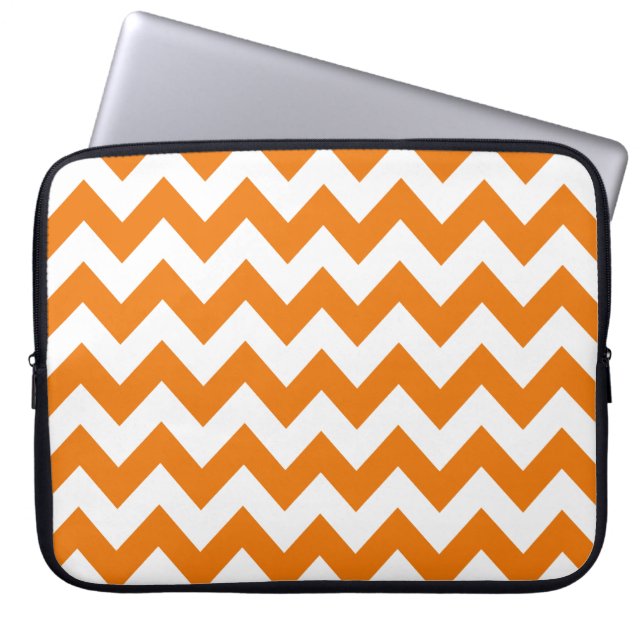 Capa Para Notebook Orange Bold Chevron (Frente)