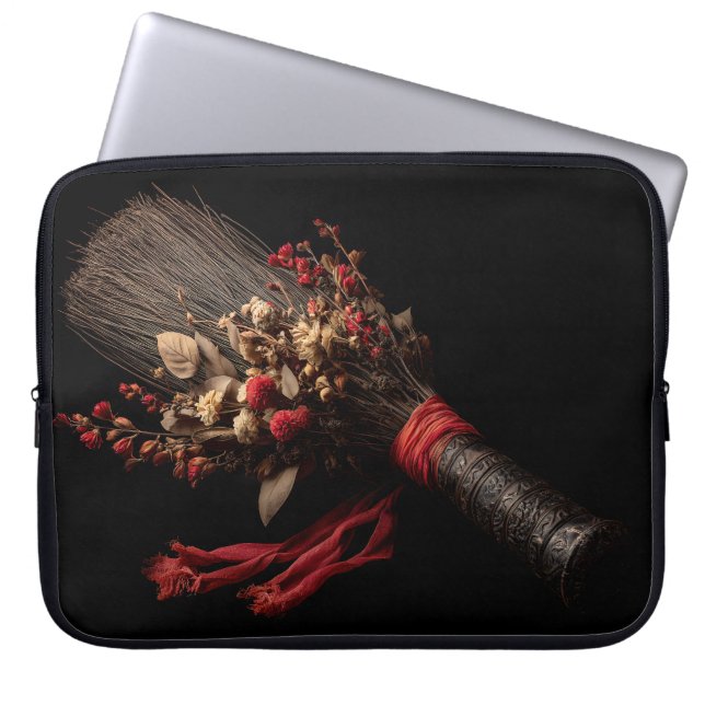 Capa Para Notebook Ornate Broom (Frente)