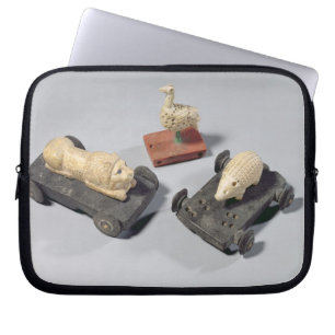 Capa Para Notebook Os brinquedos das crianças: um ouriço, um leão e