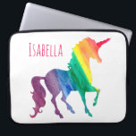 Capa Para Notebook Os miúdos refrigeram o unicórnio colorido do<br><div class="desc">Caixa bonito do neopreno do laptop dos miúdos do unicórnio legal da aguarela do arco-íris. Personalize estes divertimento e presente colorido do unicórnio na pia batismal cor-de-rosa brilhante. Silhueta do unicórnio em um arco-íris de brushstrokes da aguarela de vermelho, de alaranjado, de amarelo, de verde, o azul e o roxo....</div>