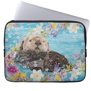 Capa Para Notebook Otter Nadando nas Flores