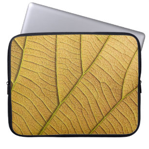 Capa Para Notebook Ouro de folha amarela pela manhã. 