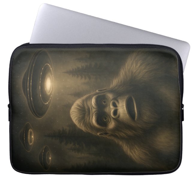 Capa Para Notebook OVNI Alienígena Sasquatch Pé Grande (Frente)