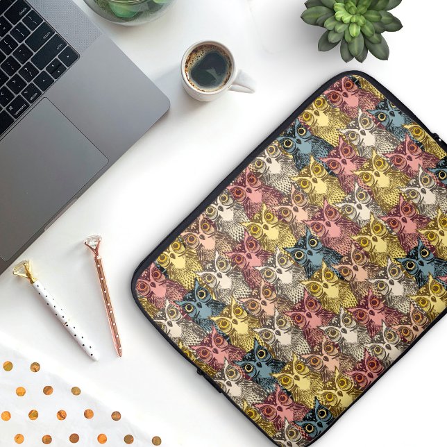 Capa Para Notebook Padrão Colorido de Boho Woodland Own (Owl Pattern Laptop Sleeve)