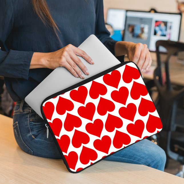 Capa Para Notebook Padrão de Corações Vermelhos, Romântico, Amor (Criador carregado)