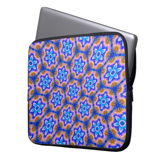 Capa Para Notebook Padrão de Flores de Furos (Frente Esquerda)