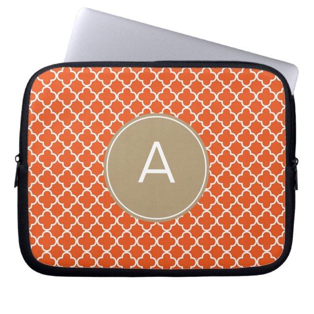 Capa Para Notebook Padrão de Quatrefoil Monograma (Frente)
