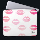 Capa Para Notebook padrão elegante de lábios cor-de-água rosa<br><div class="desc">Na moda e padrão de lábios de tendências.</div>