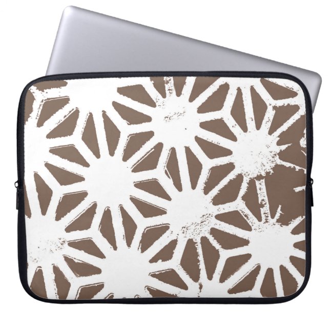 Capa Para Notebook Padrão geométrico castanho e branco (Frente)