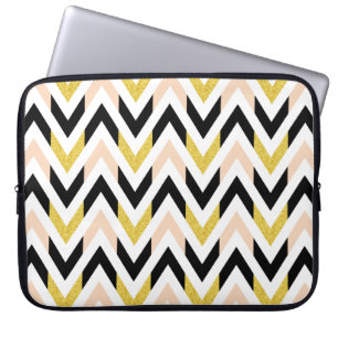 Capa Para Notebook Padrão Geométrico Dourado, Preto, Branco, Pink