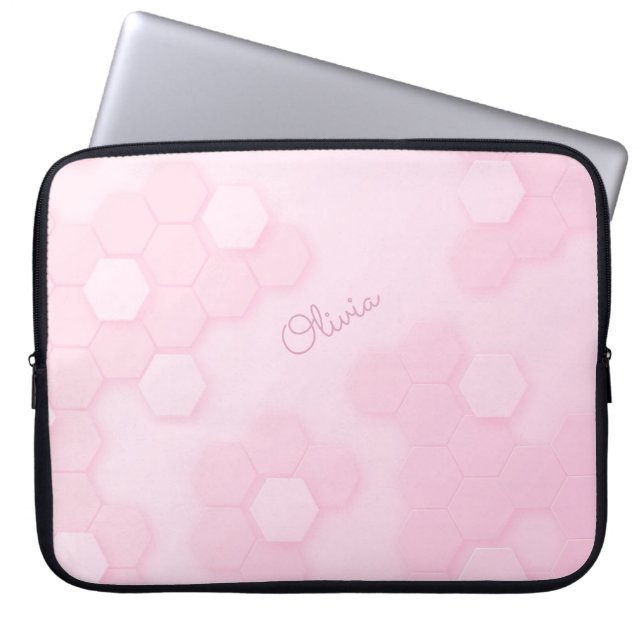 Capa Para Notebook Padrão Hexagonal Rosa Suave com Nome Personalizado (Frente)