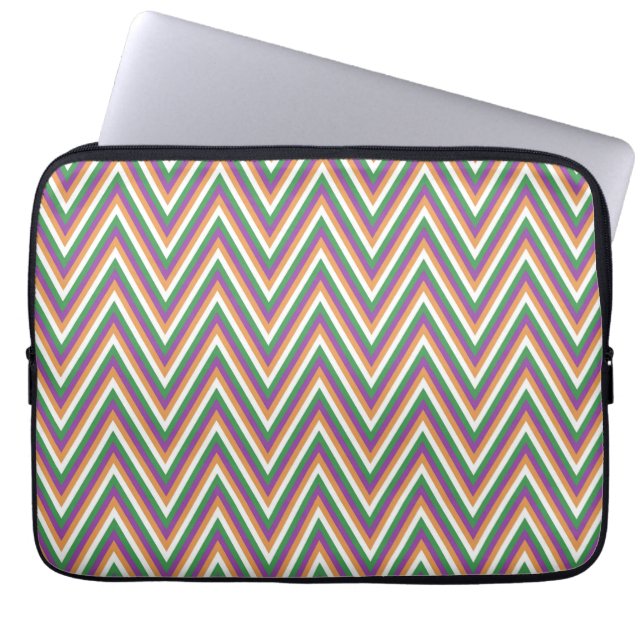 Capa Para Notebook Padrão Retro Chevron Legal (Frente)