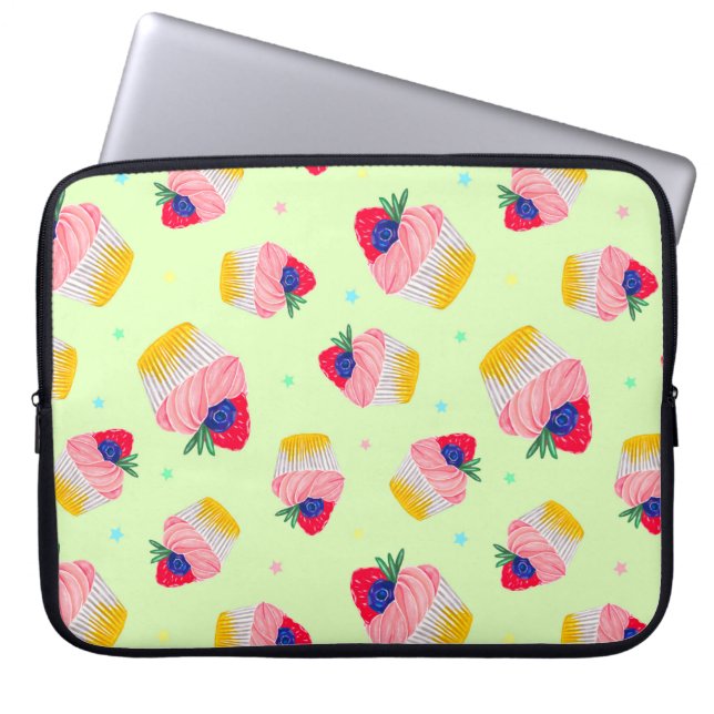 Capa Para Notebook Padrão sem costura com um cupcake com morangos (Frente)