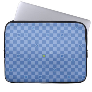 Capa Para Notebook Padrão Xadrez Floral Nº 01 - Azul Claro