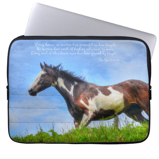 Capa Para Notebook Paint Stallion e Cloud Fenceline & Poem (Frente)