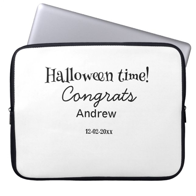 Capa Para Notebook Parabéns no Halloween adicione nome data ano forma (Frente)