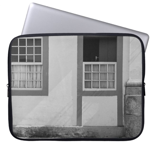 CAPA PARA NOTEBOOK PARATY - A HISTÓRIA DO BRASIL (Frente)