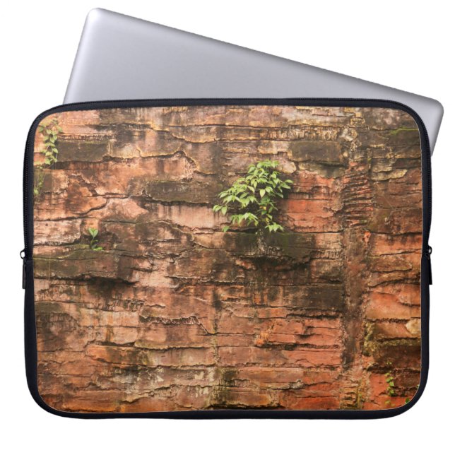Capa Para Notebook Parede de tijolo velha quebrada (Frente)