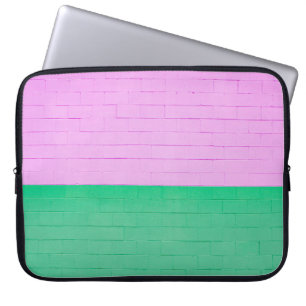 CAPA PARA NOTEBOOK PAREDE PINTA E VERDE PINTADA