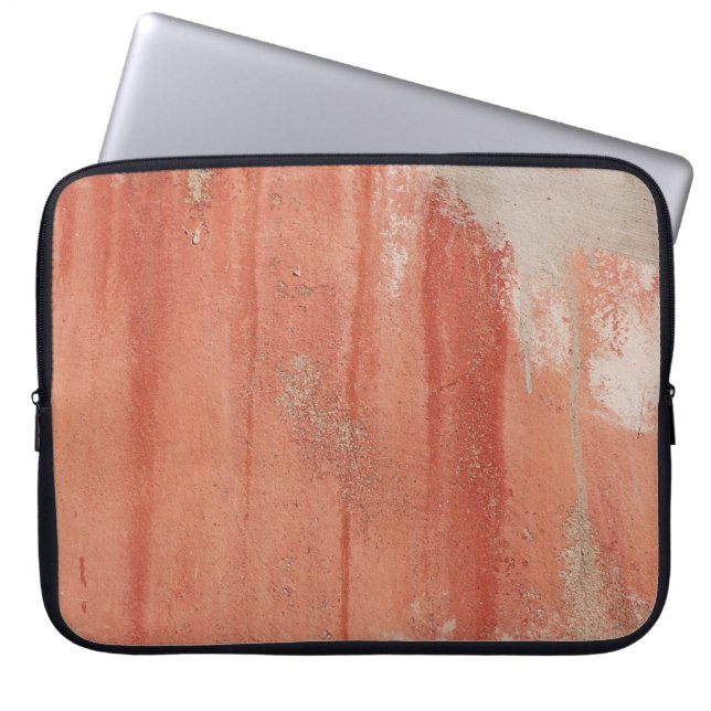 CAPA PARA NOTEBOOK PAREDE PINTADA VERMELHA E BRANCA (Frente)