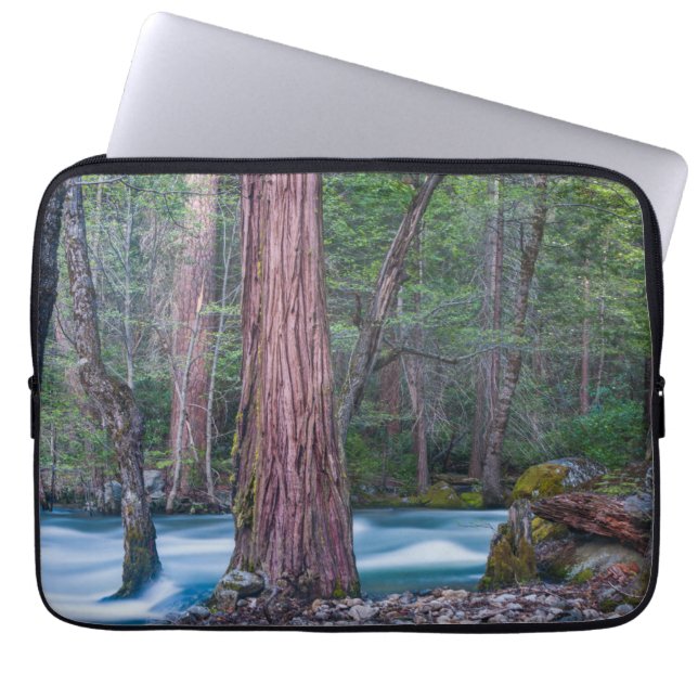 Capa Para Notebook Parque Nacional do Rio Yosemite, Sequoias e Merced (Frente)