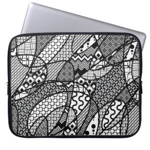 Capa Para Notebook Patchwork Preto e Branco Padrão 05