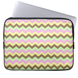 Capa Para Notebook Patrulha Zigzag (roze, groen, geel en bruin)