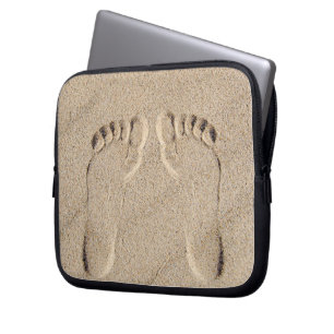 Capa Para Notebook Pegadas De Pés Negros Na Areia