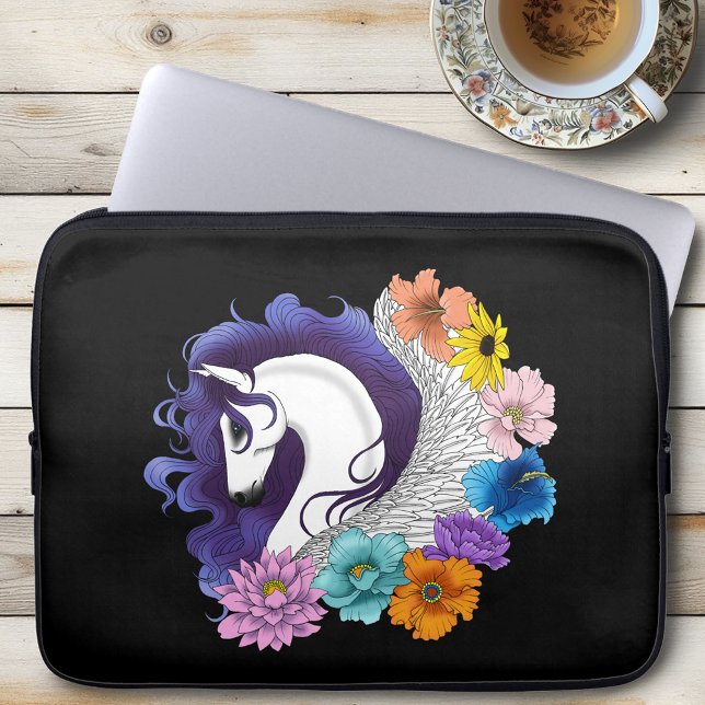 Capa Para Notebook Pegasus Preto Floral (Criador carregado)