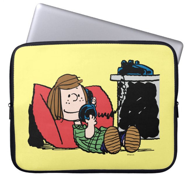 Capa Para Notebook Peppermint Patty no telefone (Frente)