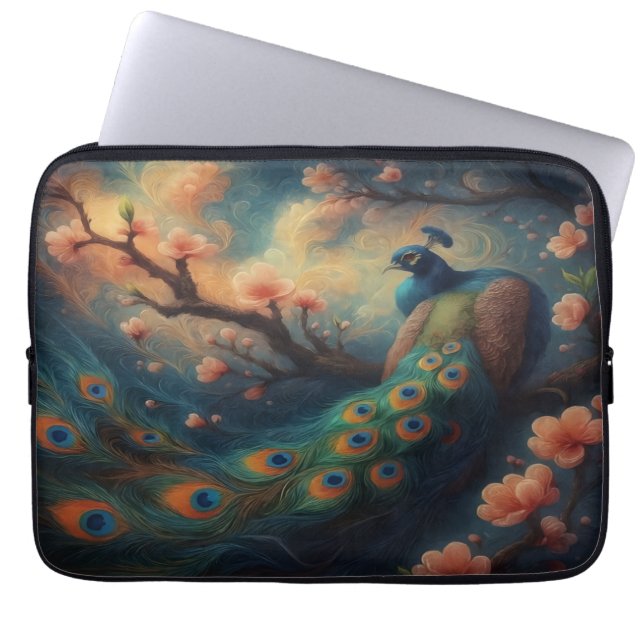 Capa Para Notebook Perched Peacock Laptop Sleeve (Frente)