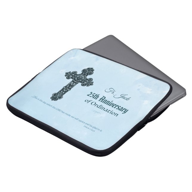 Capa Para Notebook Personalizar nome e ano de aniversário, Padre (Frente Topo)