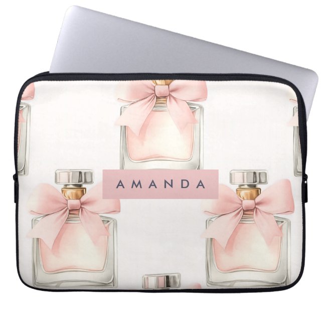 Capa Para Notebook Personalized Blush Perfume Bottle Coquette Pattern (Frente)
