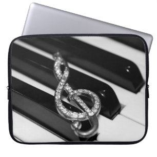 Capa Para Notebook Piano com g-clef