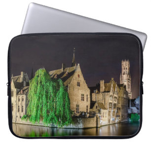 Capa Para Notebook Pintura da cidade antiga de Bruges e da torre de B