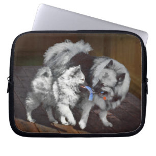 Capa Para Notebook Pintura em tempo de reprodução de Keeshond - Art