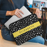 Capa Para Notebook Pontos Dalmáticos, Pontos, Preto e Branco, Seu Nom<br><div class="desc">Padrão de pontos dalmáticos bonitos,  divertidos e adoráveis em preto e branco. Presente moderno e moderno,  perfeito para amante dalmata em sua vida. Personalize adicionando o seu nome,  apelido,  monograma ou iniciais.</div>