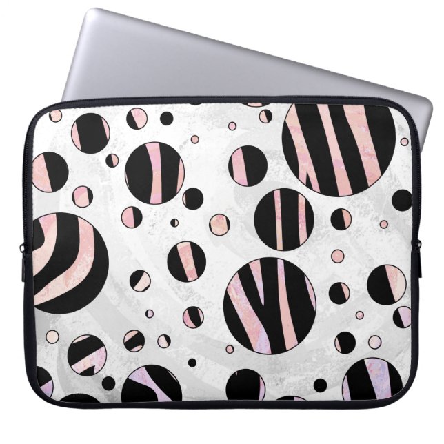 Capa Para Notebook Pontos de bolinhas pretas e rosa de zebra (Frente)