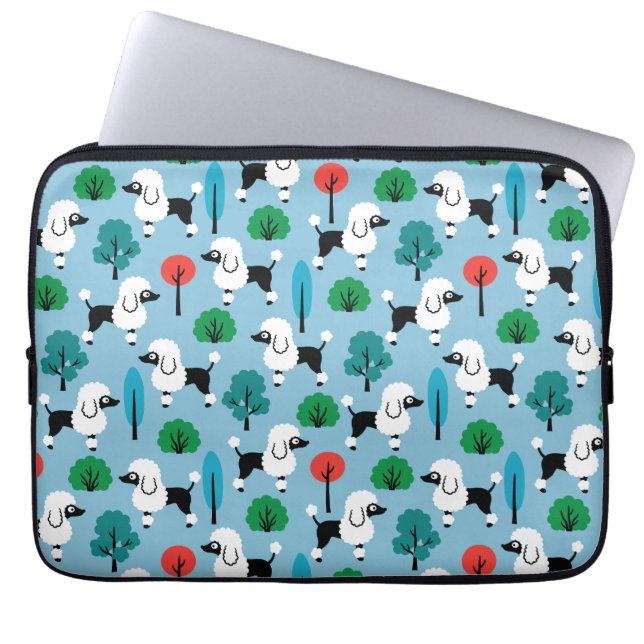 Capa Para Notebook Poodle no parque (Frente)