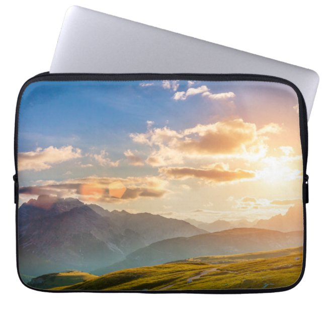 Capa Para Notebook Por do sol nas montanhas (Frente)