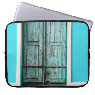CAPA PARA NOTEBOOK PORTA DE MADEIRA FECHADA
