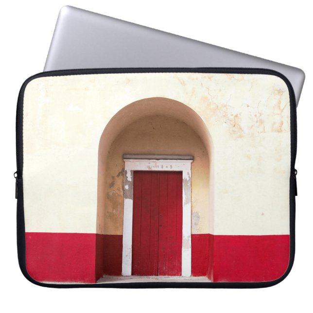CAPA PARA NOTEBOOK PORTA DE MADEIRA VERMELHA (Frente)