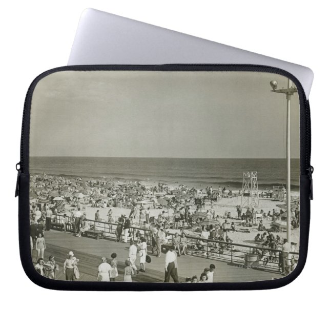 Capa Para Notebook Praia aglomerada (Frente)