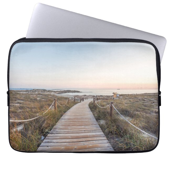 Capa Para Notebook Praia do Es Pujols no alvorecer (Frente)