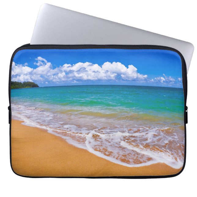 Capa Para Notebook Praia Vazia E Águas Azuis (Frente)