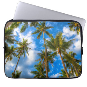 Capa Para Notebook Praias Tropicais Palmeiras sobre o céu azul