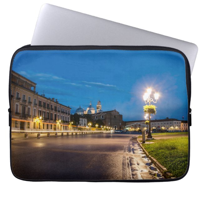 Capa Para Notebook Prato della Valle à noite em Padova, Itália (Frente)